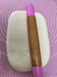 色泽鲜亮的酥皮月饼做法图解9)