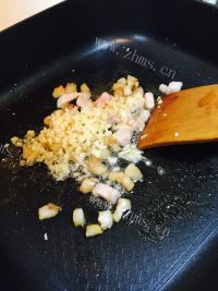 满口清香的炸酱面做法图解7)