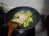 好吃的酱辣椒炒鸡脯肉做法图解6)