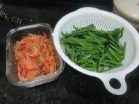 好吃的河虾炒韭菜做法图解1)