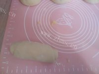 自己做的椰蓉面包卷做法图解7)