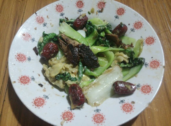 牛肉炒鸡蛋白菜