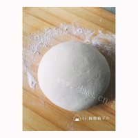 美味的牛肉香菇馅饺子做法图解1)