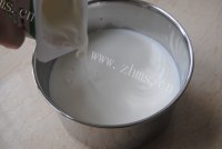 好吃的酸奶蜜豆土司做法图解2)