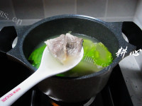营养美味鱼皮生菜汤的做法图解八