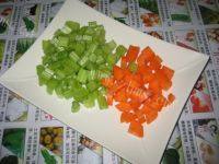 鲜香的芹菜炒豆干做法图解2)