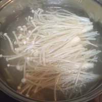 滋补猪肝瘦肉汤做法图解5)