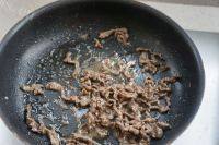 色香味俱全的黑椒牛肉意面做法图解7)