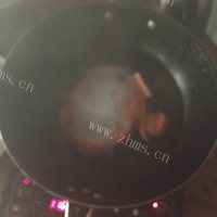 美味的西红柿蛋花汤做法图解5)