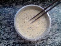 芝麻鸡蛋饼自制做法图解3)