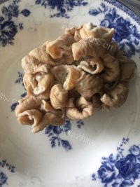 辣炒肥肠做法图解1)