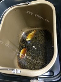 劲道孜然猪手做法图解9)