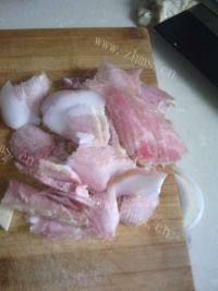 美味的肉烧干豆腐做法图解1)