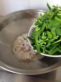 好吃的韭菜炒墨鱼仔做法图解10)