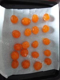 色香味俱全的蛋黄酥做法图解2)