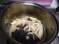 香气浓郁的腐竹拌鸡丝做法图解7)