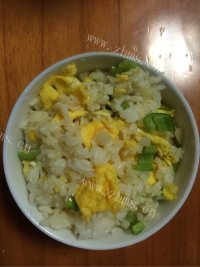 美味的青椒蛋炒饭