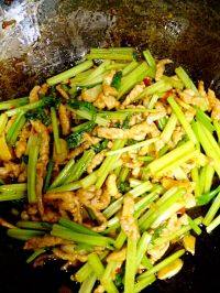 家常菜芹菜肉丝