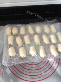 独特的绣球面包做法图解14)