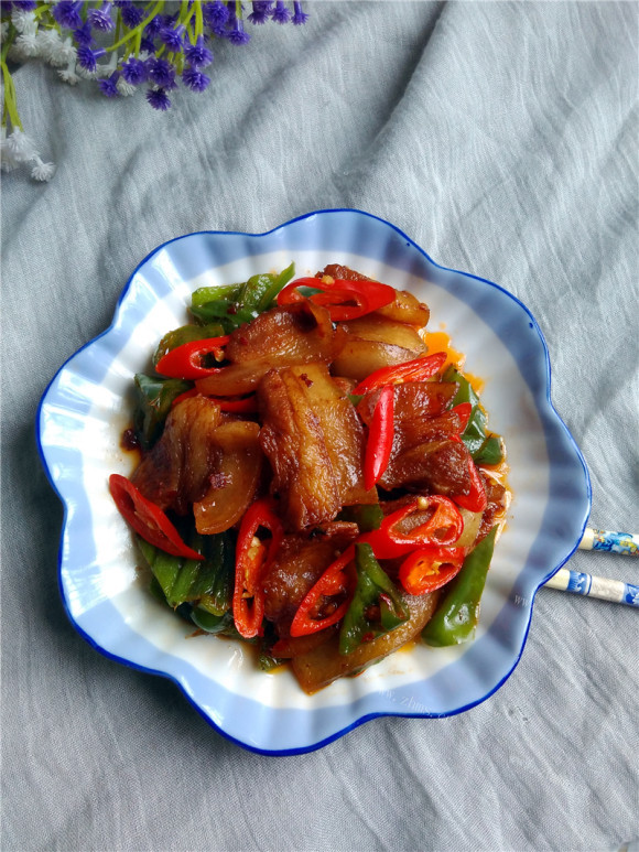 香飘十里的青椒回锅肉