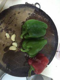 家常菜青椒牛肉做法图解1)