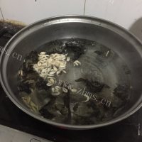 美味的紫菜蛋花汤做法图解1)