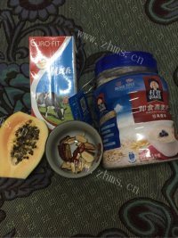 热腾腾的木瓜牛奶做法图解1)
