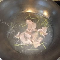营养丰富的烫蛋皮做法图解12)
