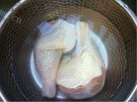 家常菜辣子鸡做法图解1)