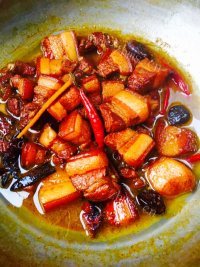美味的经典红烧肉做法图解9)