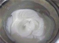 唇齿留香的原味戚风蛋糕做法图解1)