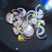 香喷喷的糖醋带鱼做法图解5)