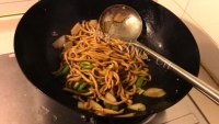 美味的芝士焗炒面做法图解12)