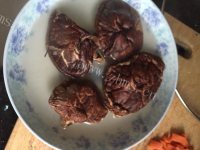 美味的腊肉糯米饭做法图解2)