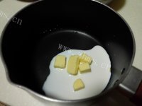 自制虎皮蛋糕卷做法图解1)