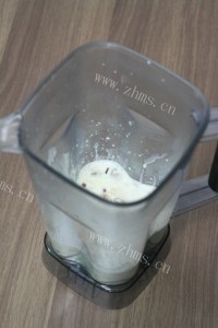 质嫩爽口的奶油蘑菇汤做法图解9)