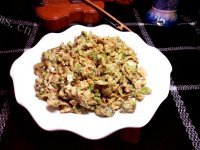 好吃的香椿炒蛋做法图解7)