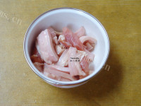 色香味俱全的豆角炒肉片做法图解2)