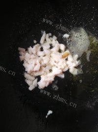 好吃的韭菜炒茄子做法图解2)