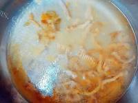 美味的酸辣红薯粉做法图解4)