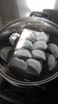 漂亮的水晶蒸饺做法图解8)