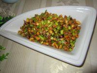 蒜薹肉末炒豆粒做法图解8)