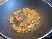 美味的虾米炒合掌瓜做法图解3)