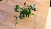芝士蛋饼笋丁炒饭做法图解4)
