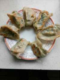 美味的煎饺做法图解4)