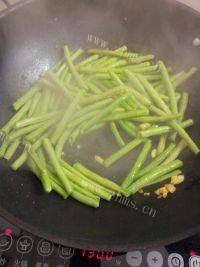 健康美食之炒豆角做法图解4)