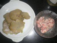 家常菜榨菜肉末做法图解1)