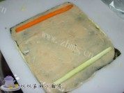 自制蛋皮鸡肉卷做法图解11)