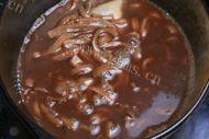 「营养美食」肉皮冻做法图解11)
