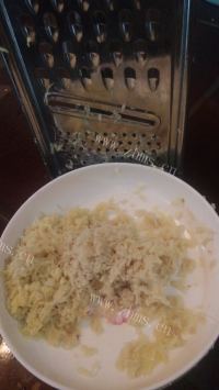 美味营养的姜撞奶做法图解3)